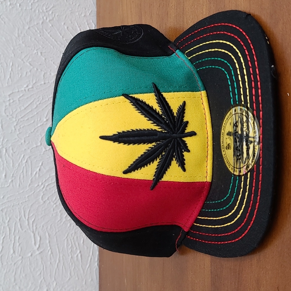 Rasta Brand Lion of Zion Rastafari Canibus Leaf Snapback Baseball Cap Unisex